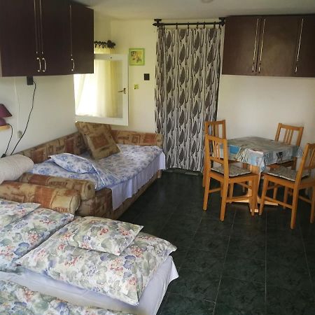 Kuckoz-Lak Hotell Balatonmáriafürdő Eksteriør bilde