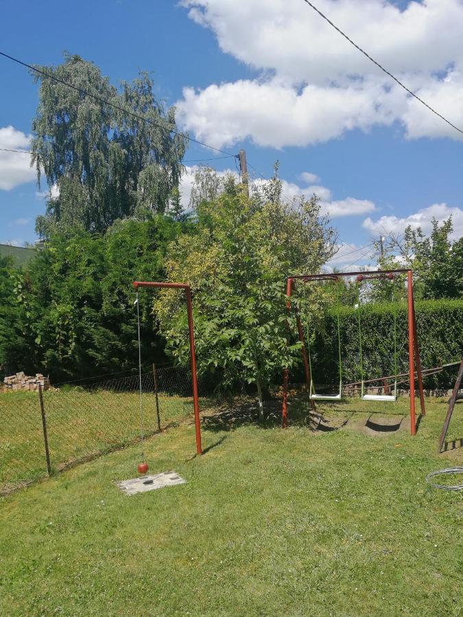 Kuckoz-Lak Hotell Balatonmáriafürdő Eksteriør bilde