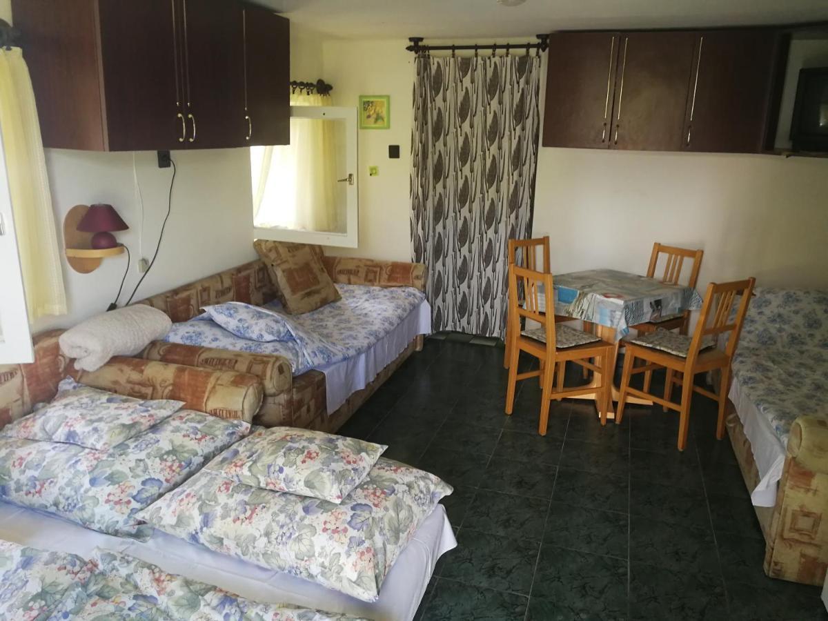 Kuckoz-Lak Hotell Balatonmáriafürdő Eksteriør bilde